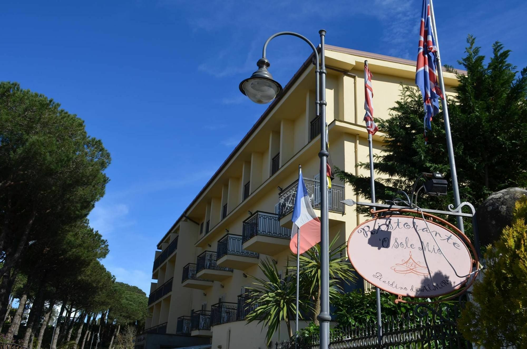Hotel O Sole Mio 4*